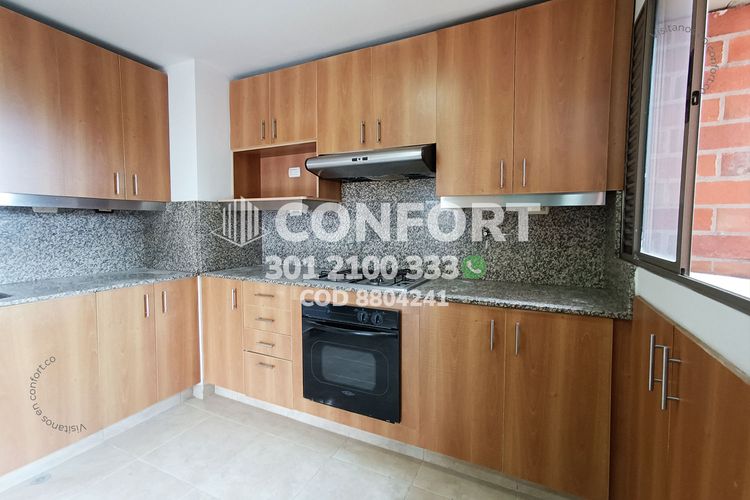 Apartamento de 3 alcobas en arriendo en Los Balsos, Medellín, 153 m² · foto 8 de 24