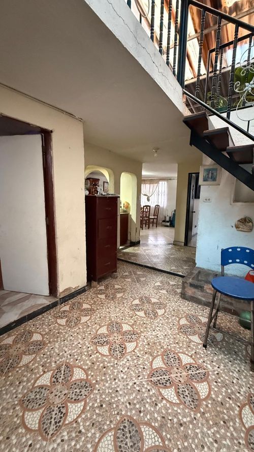 Casa en venta en La Independencia, Bogotá, 150 m² · foto 9 de 22