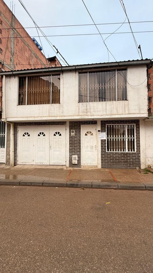 Casa en venta en La Independencia, Bogotá, 150 m² · foto 14 de 22
