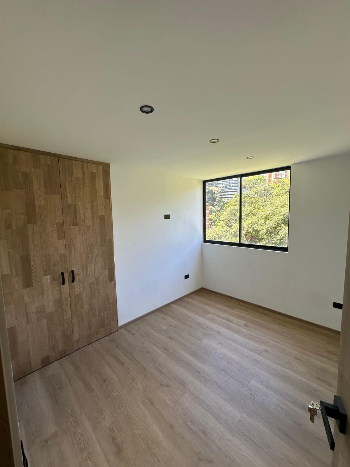 Apartamento en venta en Loma Del Chocho, Envigado · foto 6 de 9