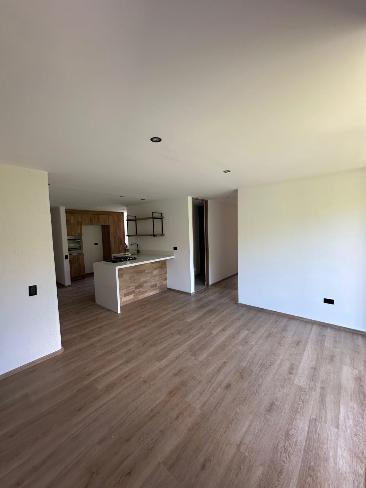 Apartamento en venta en Loma Del Chocho, Envigado · foto 7 de 9