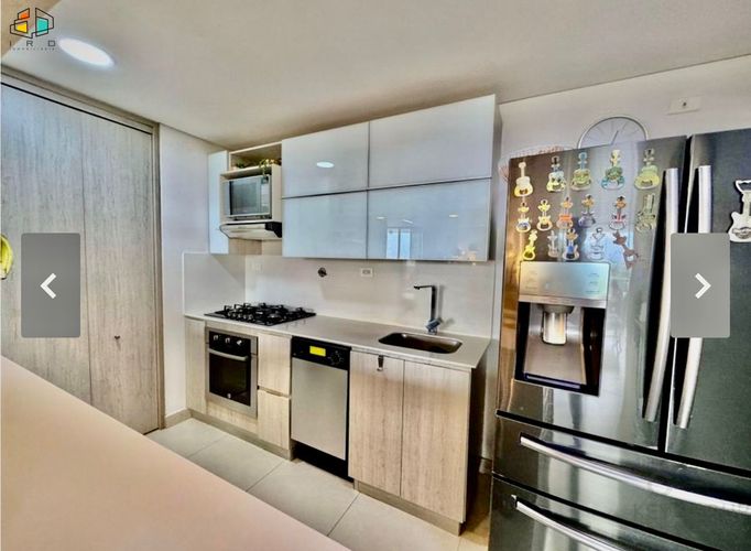 Apartamento de 4 alcobas en venta en Castropol, Medellín, 136 m² · foto 7 de 24