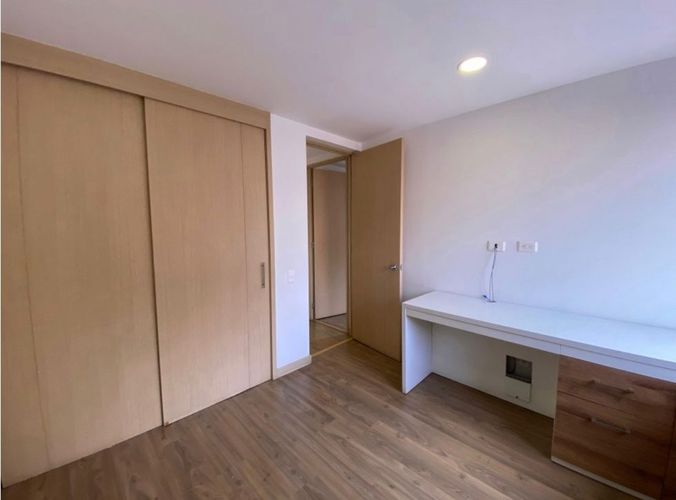 Apartamento de 3 alcobas en venta en Ub Cortijo De San Jose, Sabaneta, 112 m² · foto 3 de 11