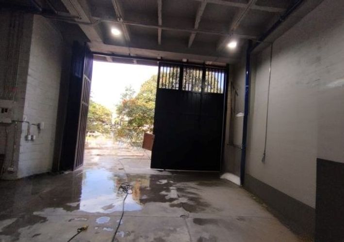 Bodega en arriendo en Trinidad, Medellín, 90 m² · foto 6 de 8