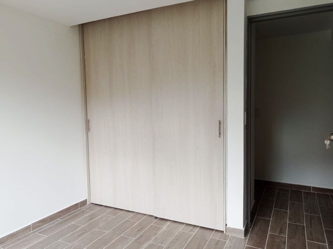 Apartamento de 3 alcobas en arriendo en El Poblado, Medellín, 91 m² · foto 11 de 13