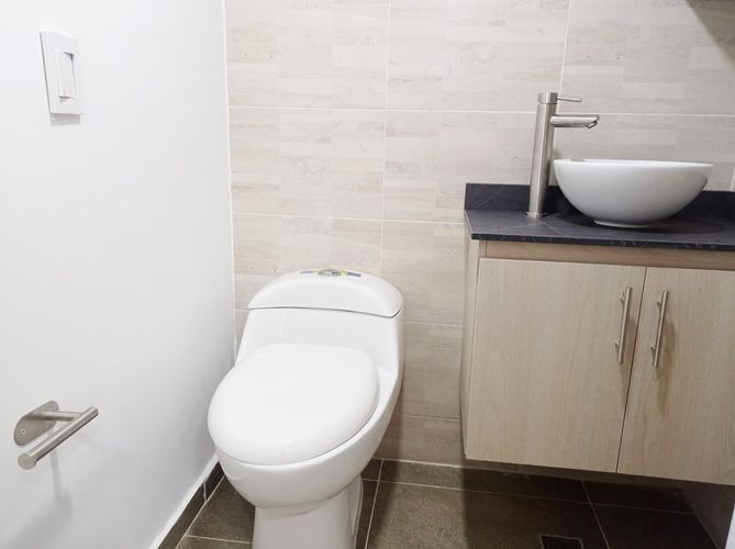 Apartamento de 3 alcobas en arriendo en El Poblado, Medellín, 91 m² · foto 12 de 13