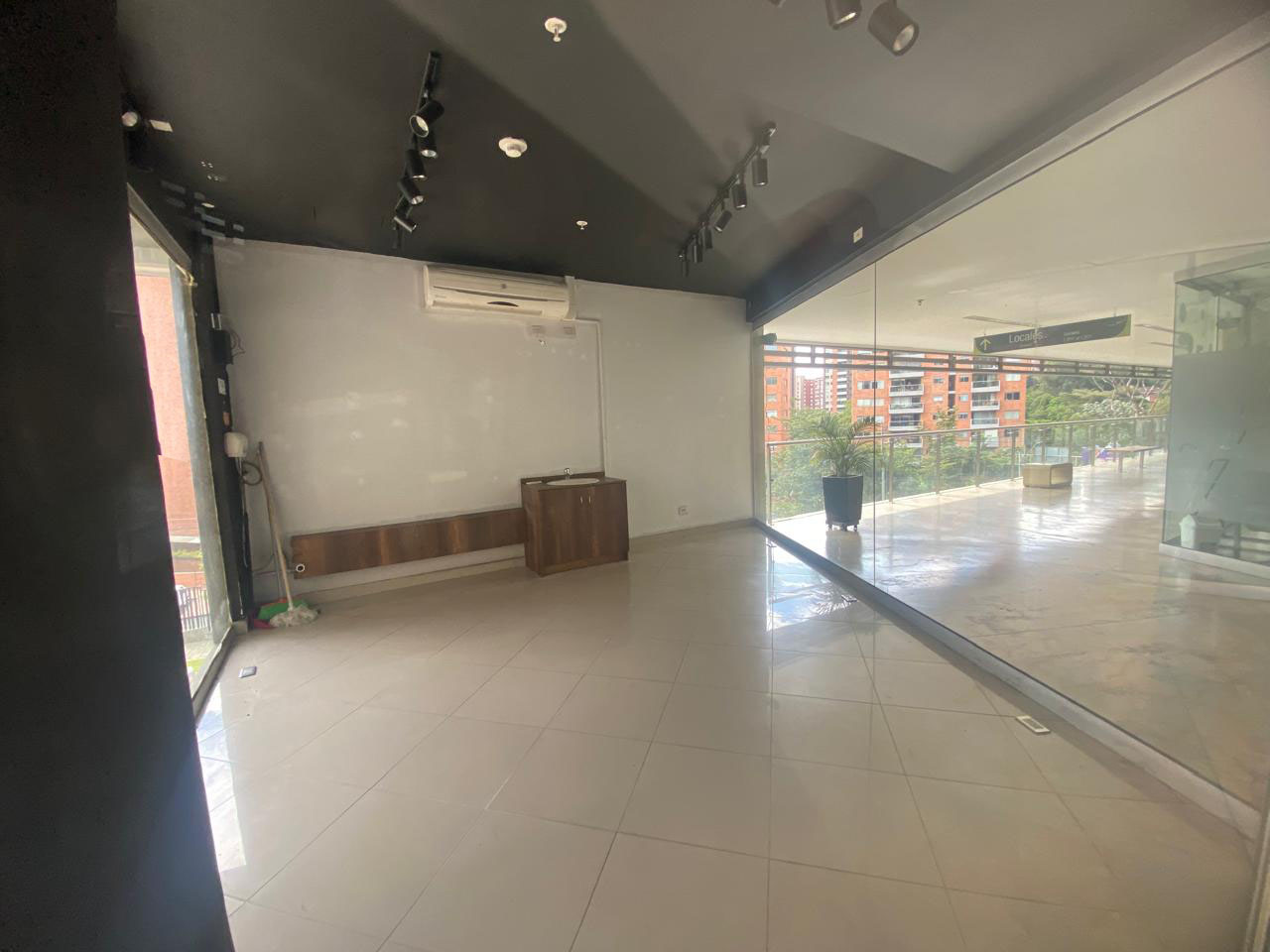 Local en Arriendo en Envigado