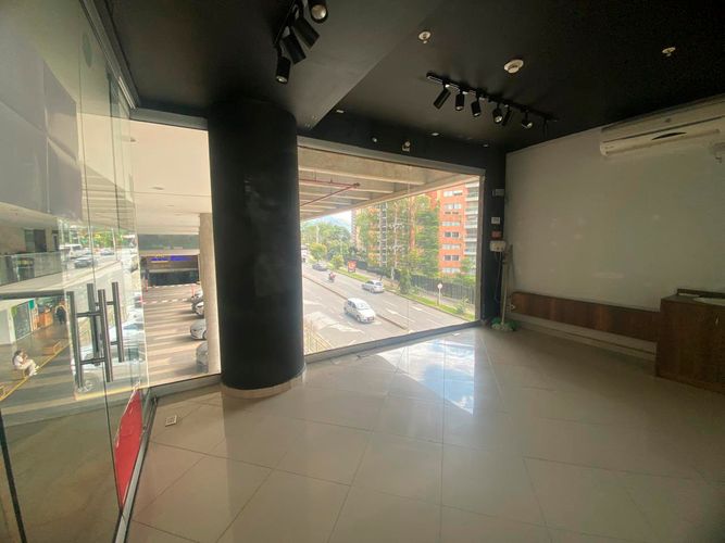 Local en arriendo en Loma Del Chocho, Envigado, 30 m² · foto 5 de 5
