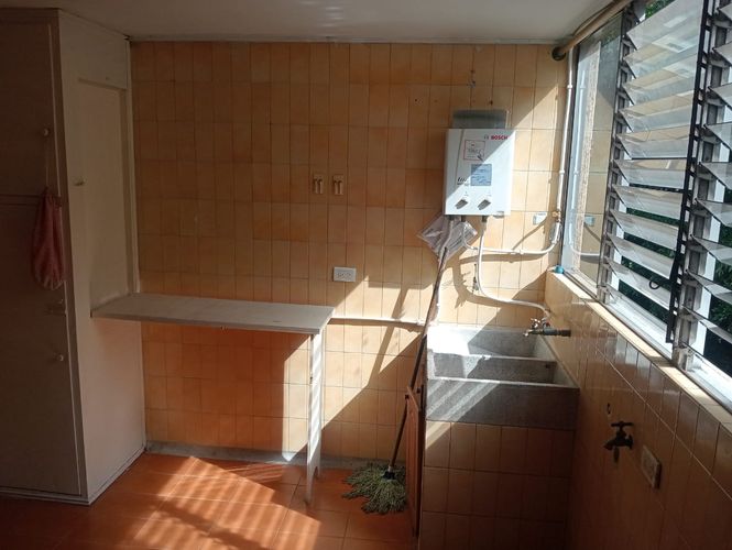 Apartamento de 4 alcobas en venta en Laureles, Medellín, 213 m² · foto 15 de 20