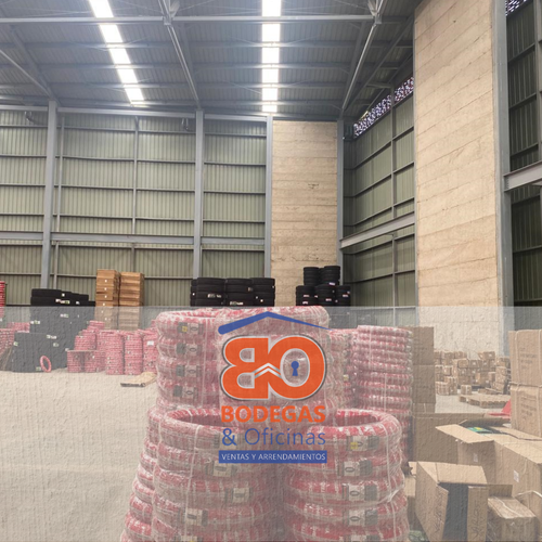 Bodega en arriendo en Autopista Medellin, Copacabana, 1031 m² · foto 4 de 9