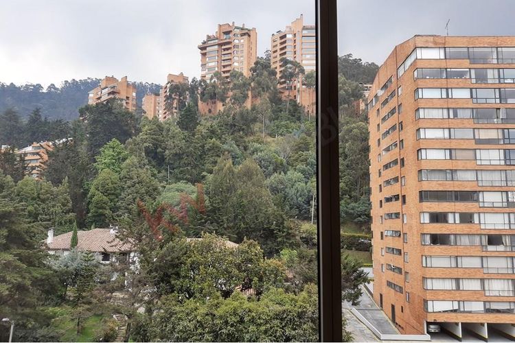 Apartamento de 2 alcobas en venta en La Cabrera, Bogotá, 150 m² · foto 2 de 24