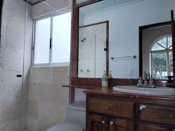 Casa de 3 alcobas en venta en San Lucas, Medellín, 540 m² · foto 19 de 20
