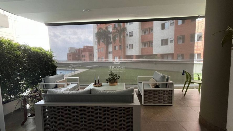 Apartamento de 2 alcobas en venta en Santa Monica, Cali, 134 m² · foto 3 de 12