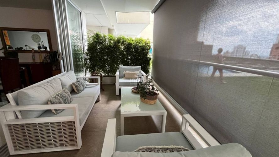Apartamento de 2 alcobas en venta en Santa Monica, Cali, 134 m² · foto 2 de 12