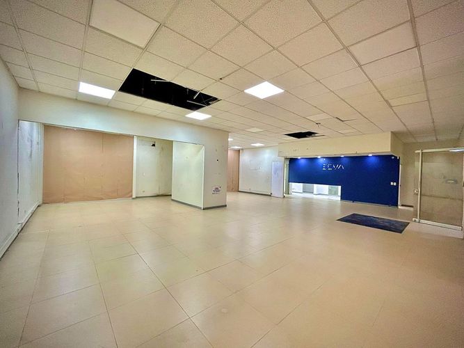 Local en venta en Noel, Medellín, 209 m² · foto 11 de 23