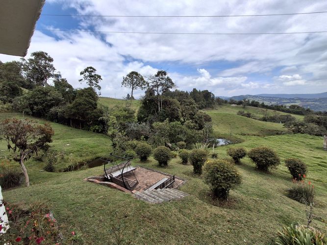 Lote en venta en Frailejonal, La Calera, 235 m² · foto 2 de 20