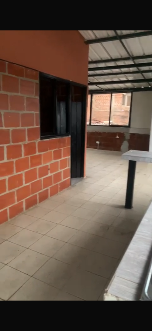Casa de 9 alcobas en venta en El Jordan, Cali, 300 m² · foto 17 de 24