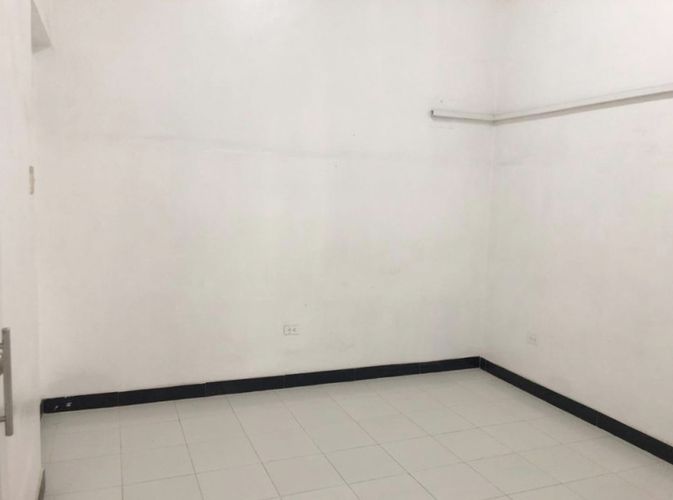 Oficina en arriendo en Trinidad, Palmira, 12 m² · foto 2 de 2