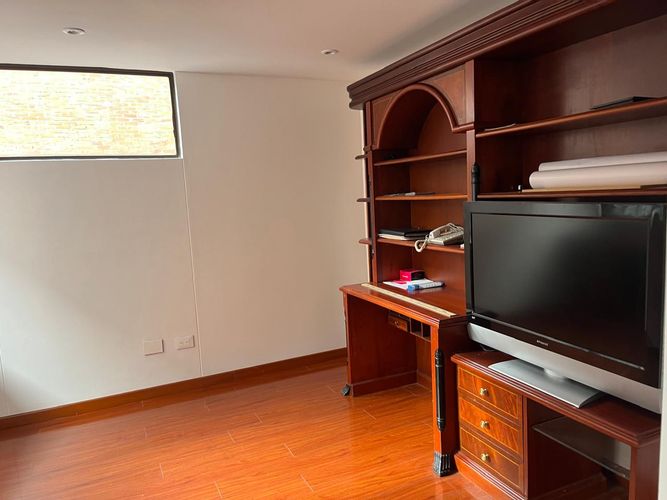 Apartamento de 2 alcobas en venta en Chico Norte, Bogotá, 113 m² · foto 4 de 24