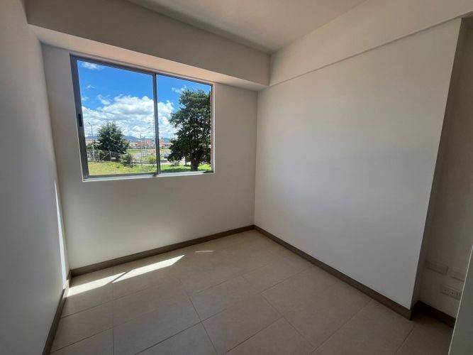 Apartamento de 3 alcobas en venta en El Porvenir, Rionegro, 77 m² · foto 14 de 17