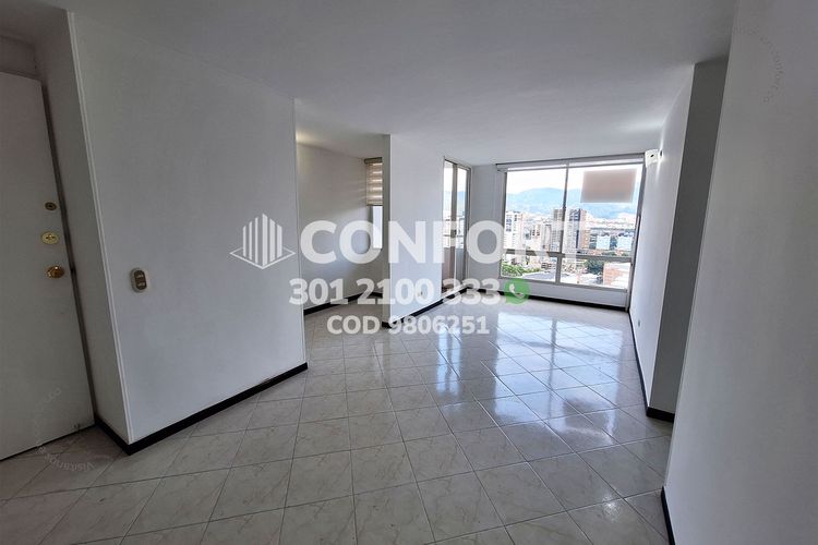 Apartamento de 3 alcobas en arriendo en San Diego, Medellín, 70 m² · foto 3 de 24