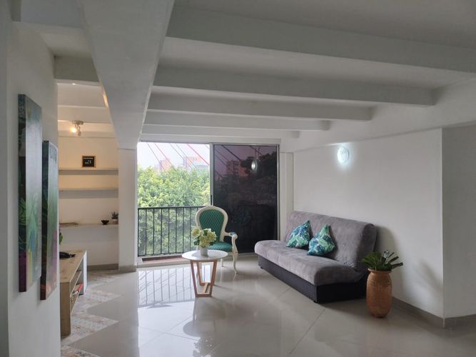 Apartamento de 3 alcobas en arriendo en El Poblado, Medellín, 100 m² · foto 2 de 16