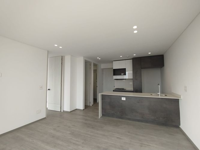 Apartaestudio en venta en Pinares Alto, Pereira, 70 m² · foto 5 de 9