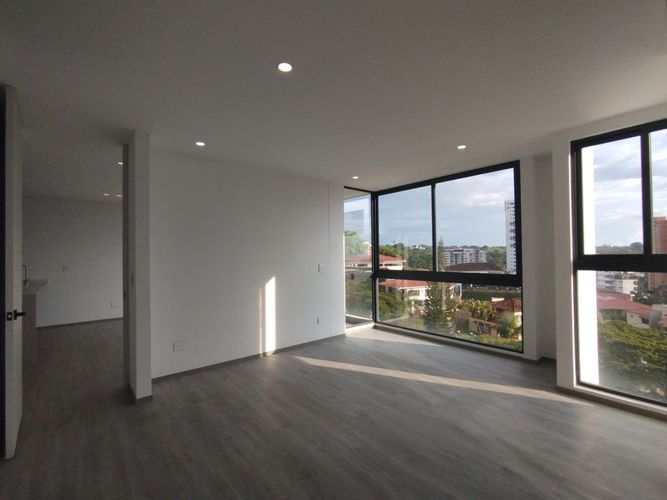 Apartaestudio en venta en Pinares Alto, Pereira, 70 m² · foto 7 de 9