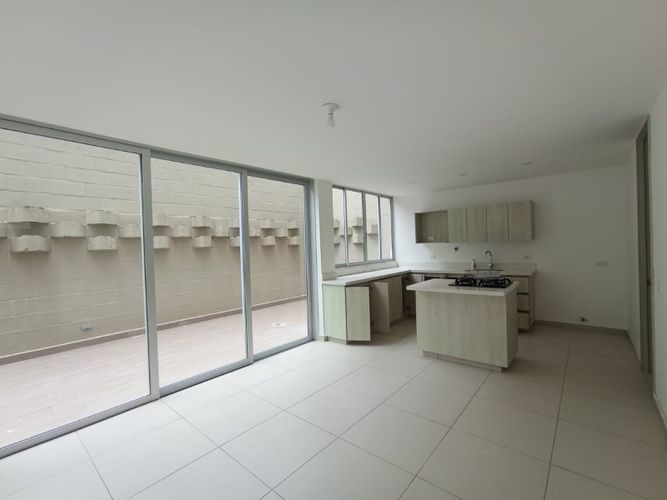 Casa de 3 alcobas en venta en Llano Grande, Rionegro, 162 m² · foto 5 de 11