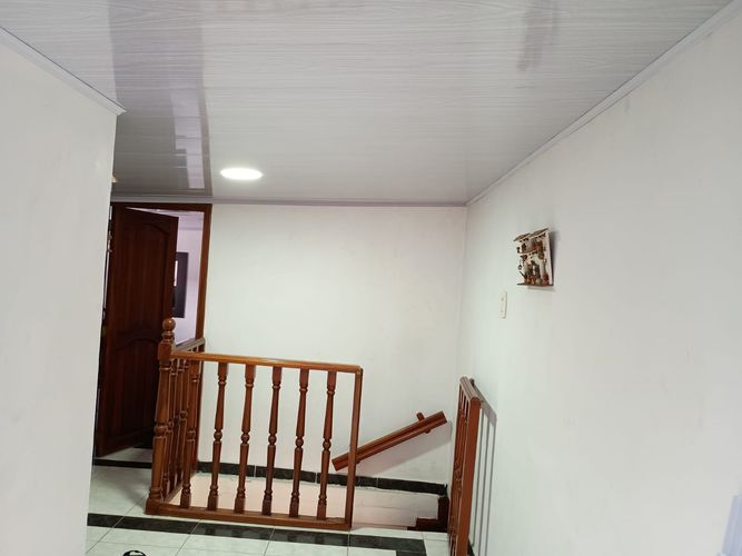 Apartamento de 5 alcobas en venta en Avenida Kevin Angel, Manizales, 179 m² · foto 5 de 14