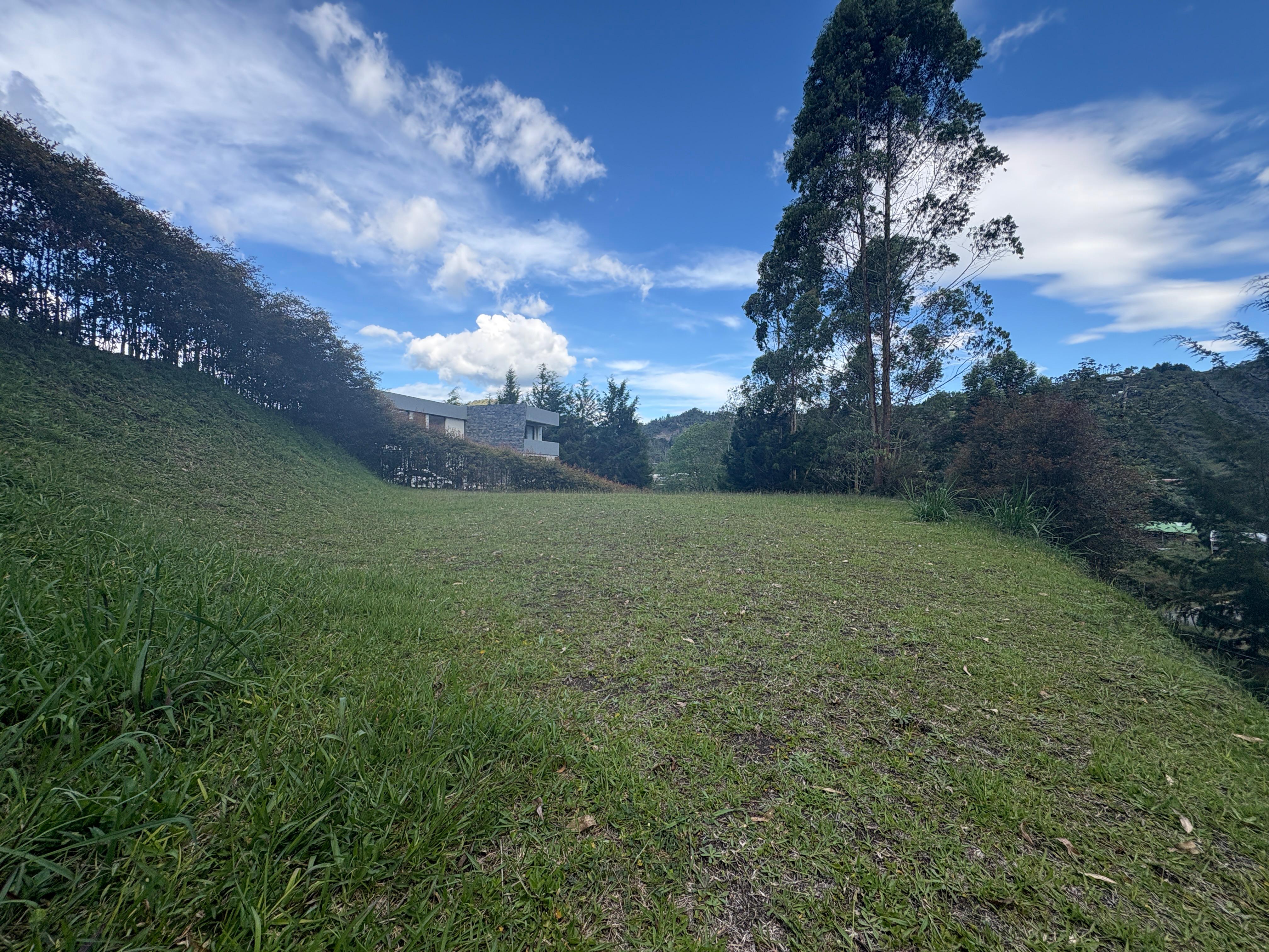 -1BR Land in Pantanillo (1883 m²) for Sale