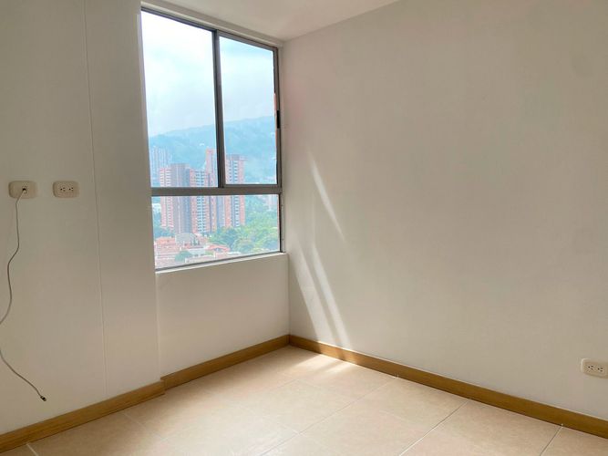 Apartamento de 3 alcobas en arriendo en San Jose, Sabaneta, 79 m² · foto 5 de 19