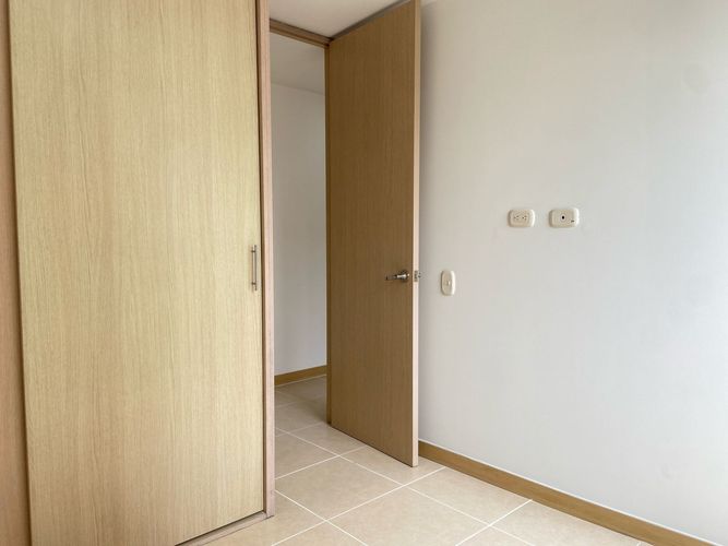 Apartamento de 3 alcobas en arriendo en San Jose, Sabaneta, 79 m² · foto 14 de 19