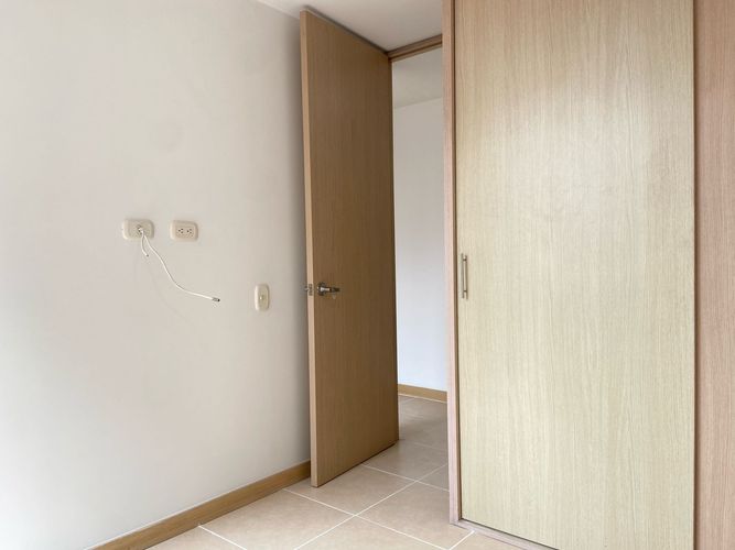 Apartamento de 3 alcobas en arriendo en San Jose, Sabaneta, 79 m² · foto 16 de 19