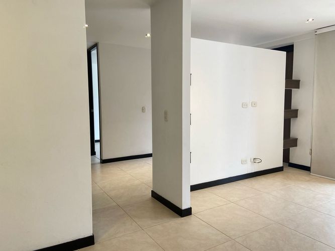 Apartamento de 2 alcobas en arriendo en San Jose, Sabaneta, 79 m² · foto 7 de 19