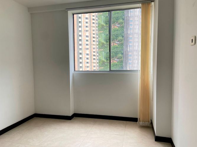 Apartamento de 2 alcobas en arriendo en San Jose, Sabaneta, 79 m² · foto 13 de 19