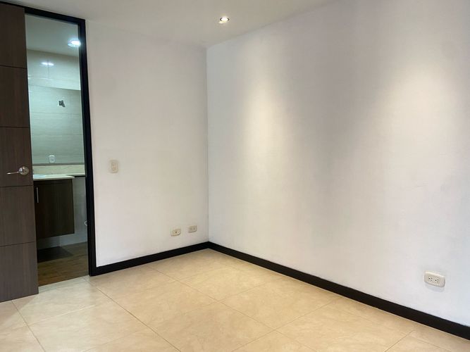 Apartamento de 2 alcobas en arriendo en San Jose, Sabaneta, 79 m² · foto 16 de 19