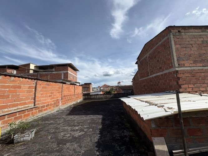 Casa de 6 alcobas en venta en Pantanillo, El Retiro, 349 m² · foto 9 de 10