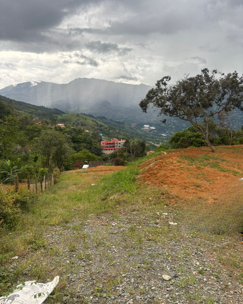 Lote en venta en Manga Arriba, Copacabana, 2600 m² · foto 3 de 3