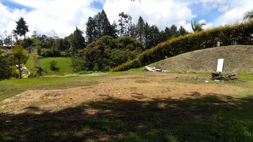 Lote en venta en La Ceja, 3300 m² · foto 4 de 8
