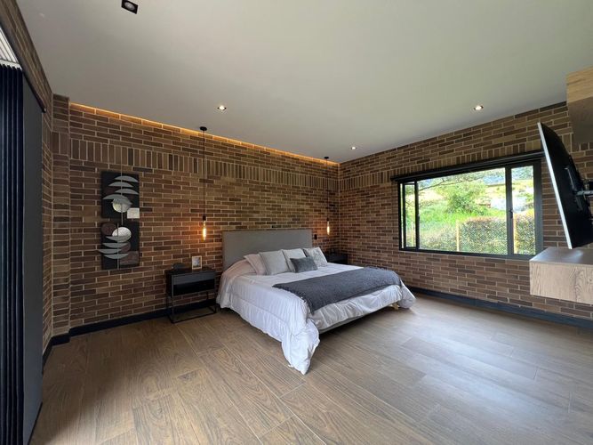 Casa de 3 alcobas en venta en Guamito, La Ceja, 375 m² · foto 10 de 19