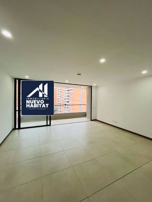 Apartamento de 3 alcobas en arriendo en Loma Del Escobero, Envigado, 105 m² · foto 6 de 19