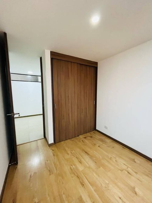 Apartamento de 3 alcobas en arriendo en Loma Del Escobero, Envigado, 105 m² · foto 14 de 19