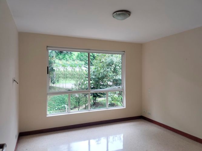Apartamento de 3 alcobas en venta en El Poblado, Medellín, 142 m² · foto 10 de 18