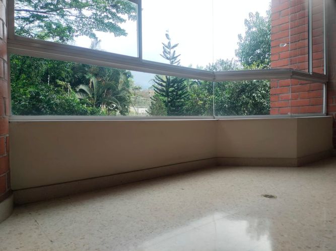 Apartamento de 3 alcobas en venta en El Poblado, Medellín, 142 m² · foto 18 de 18