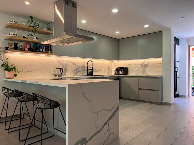 Casa de 4 alcobas en venta en El Poblado, Medellín, 227 m² · foto 7 de 20
