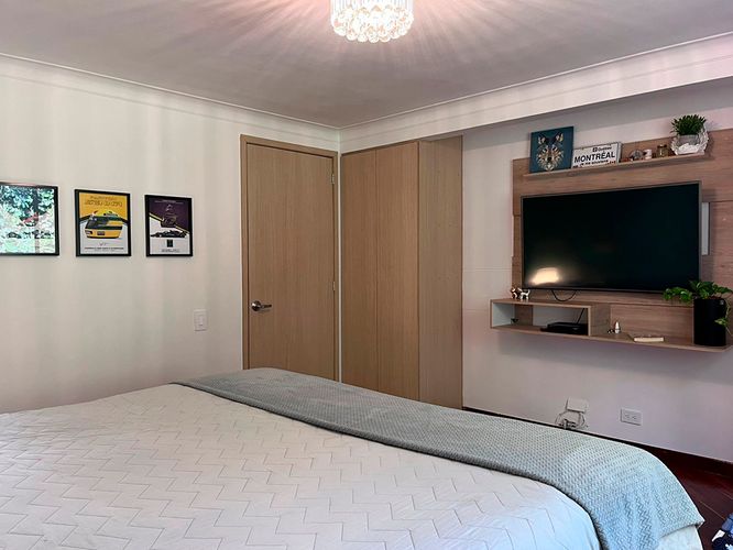 Casa de 4 alcobas en venta en El Poblado, Medellín, 227 m² · foto 11 de 20