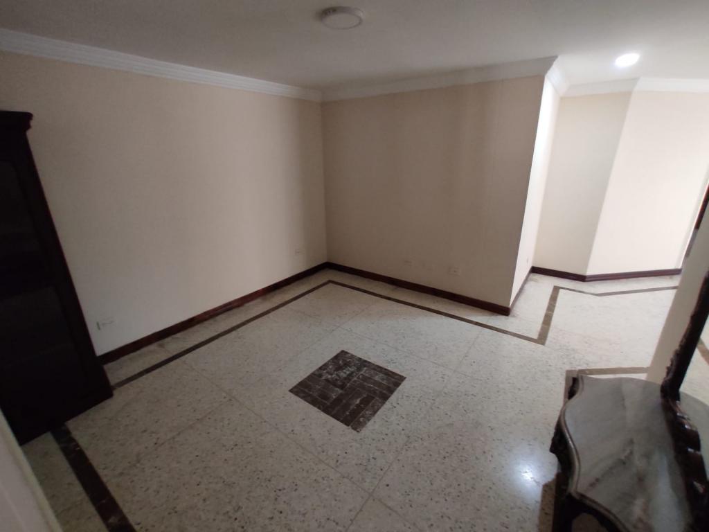 Apartamento en venta en Altos De Riomar, Barranquilla · foto 3 de 13