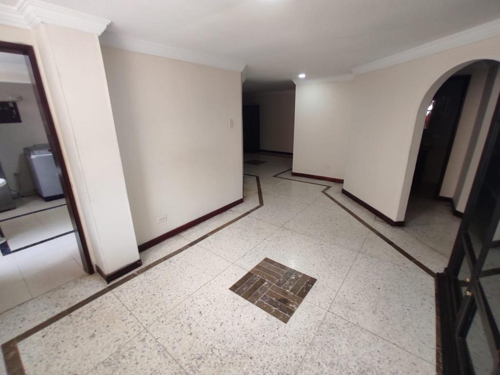 Apartamento en venta en Altos De Riomar, Barranquilla · foto 4 de 13