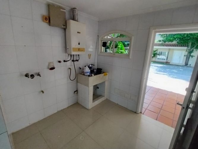Casa de 3 alcobas en arriendo en Cr.La Castellana, Barranquilla, 280 m² · foto 6 de 24